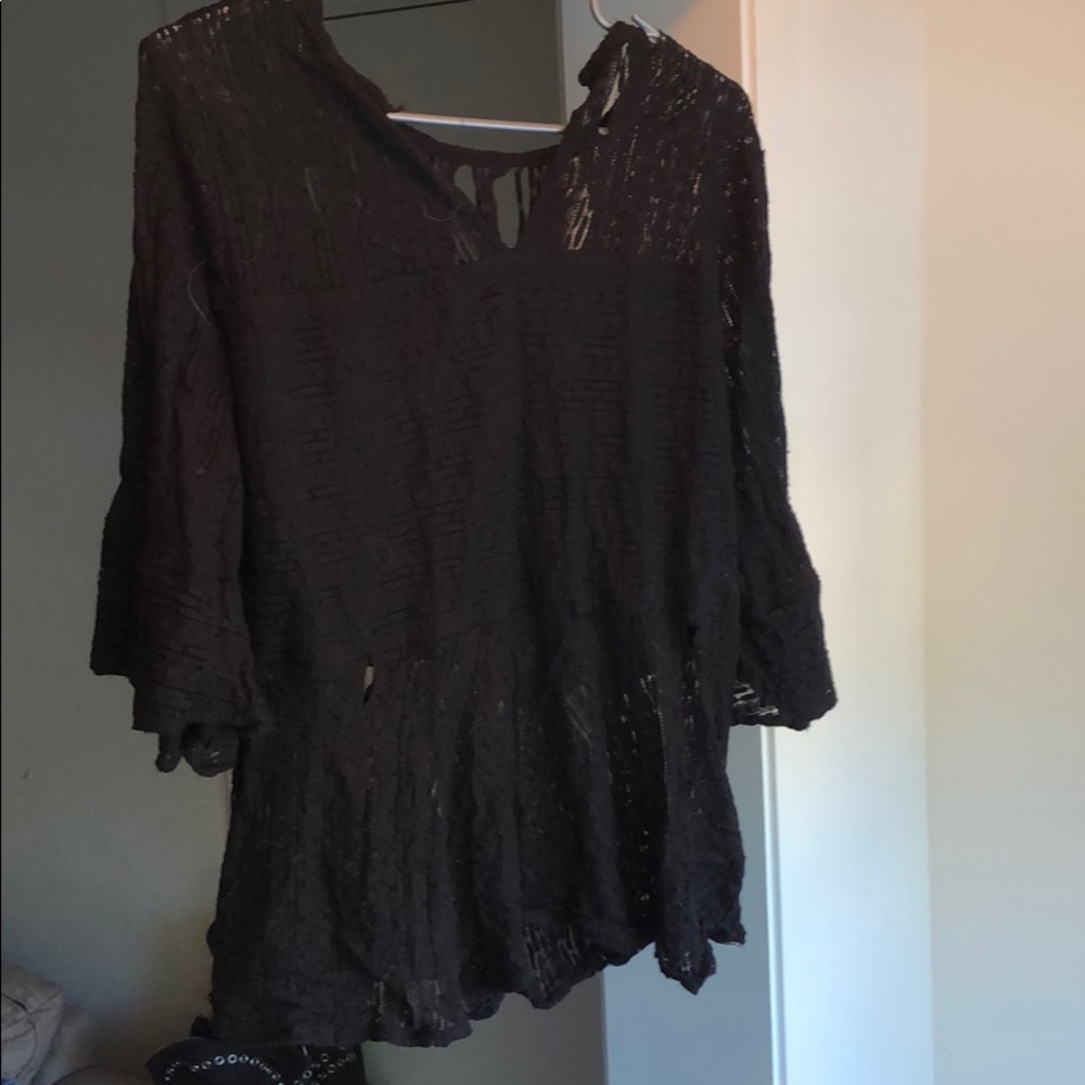 Black shirt